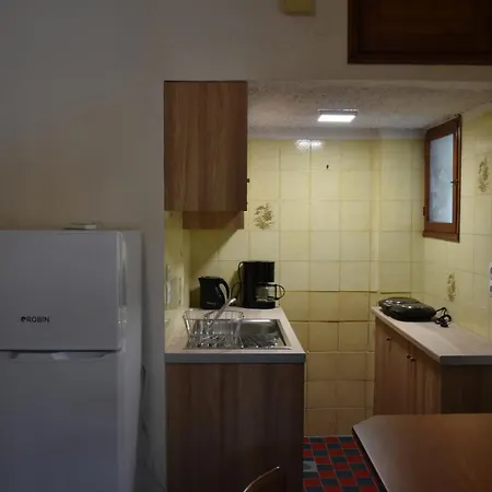 Tasos Seagull Apartman *